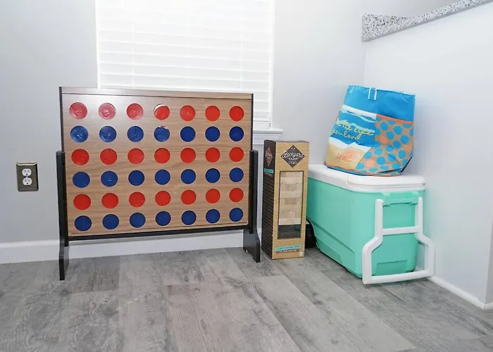 The Blue Pearl 6min To Downtown -short Drive Pensacola