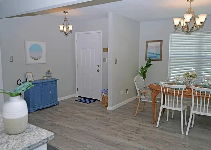 The Blue Pearl 6min To Downtown -short Drive Holiday home *