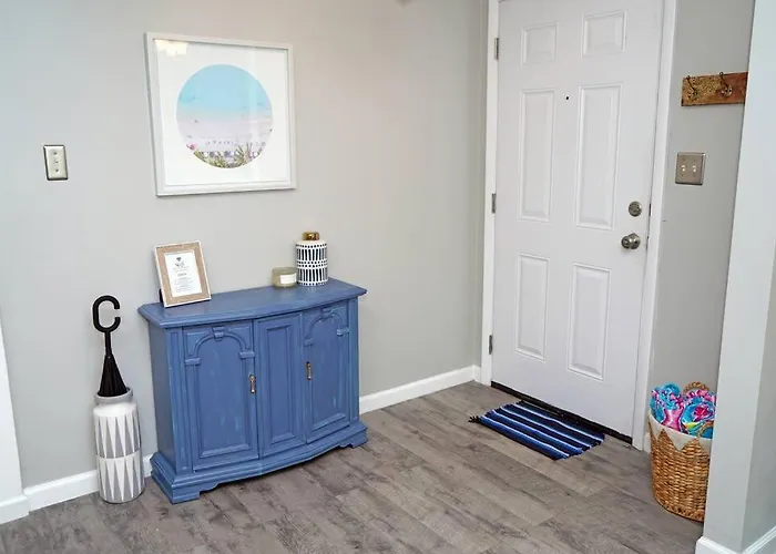 The Blue Pearl 6min To Downtown -short Drive * Pensacola